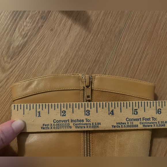 Vintage Naturalizer square toe camel tan suede heeled boots, 7.5 - Picture 8 of 10